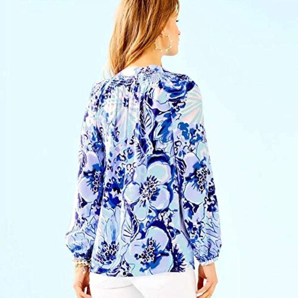 Lilly Pulitzer 100% Silk Elsa Blouse in Catch and Keep Sz XS - Picture 2 of 8